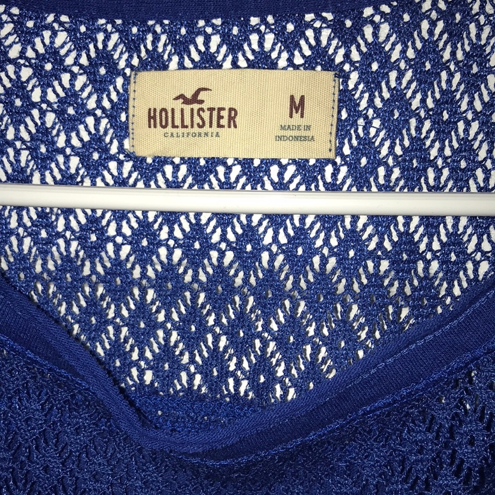 Hollister Crop Top - Picture 3 of 3